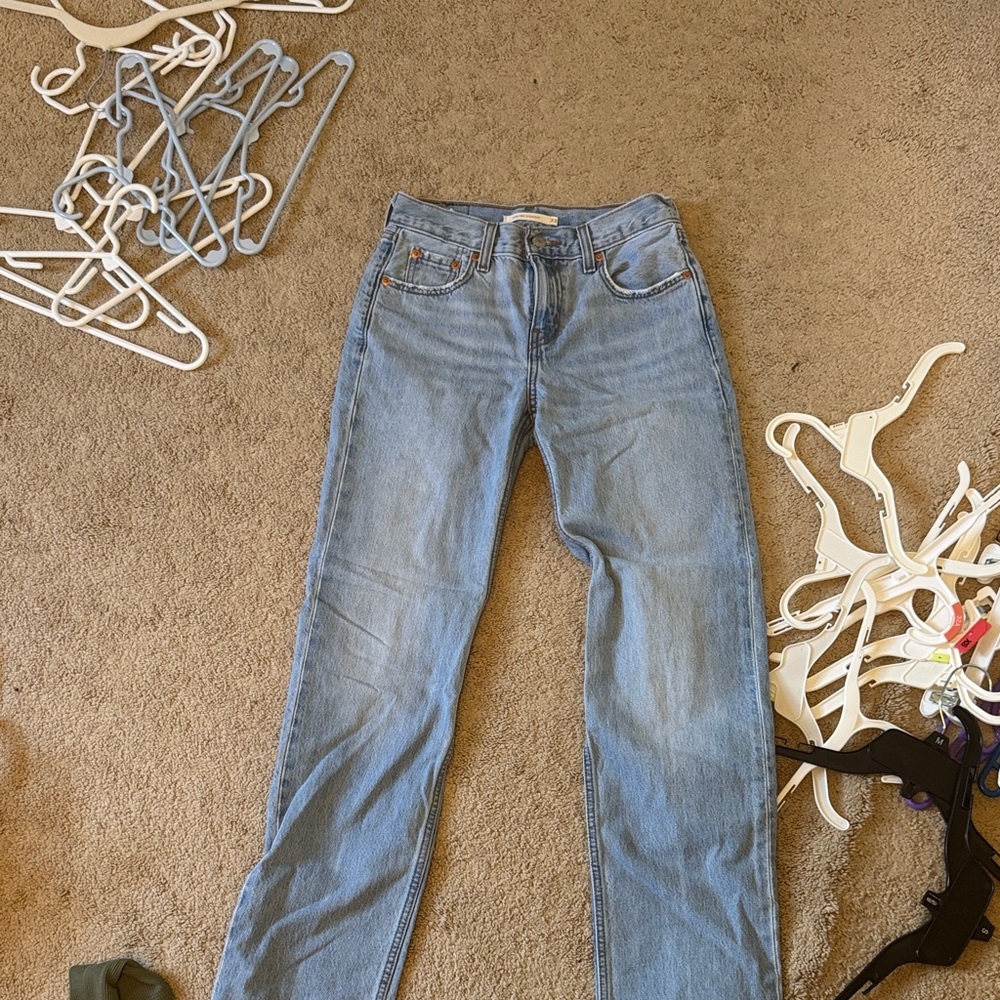Levi’s low pro straight light wash Women's Jeans